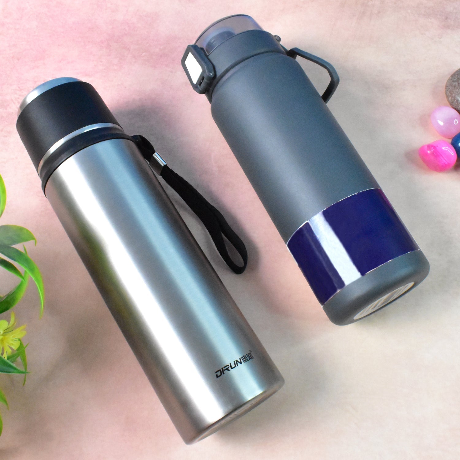 Stainless Steel Vacuum Water Bottle Approx 700ml (1 Pc) Stainless Steel Vacuum Water Bottle Approx 700ml (1 Pc)
